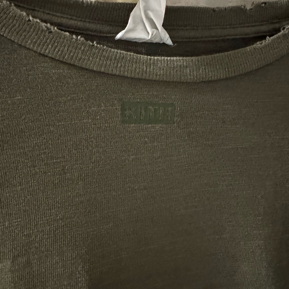 2 long sleeve tees kith, green & gray